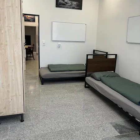 Apartment Mk 1 - Kostenlose Parkplaetze - In 5 Minuten In Der Stadt - Bis Zu 7 Personen *